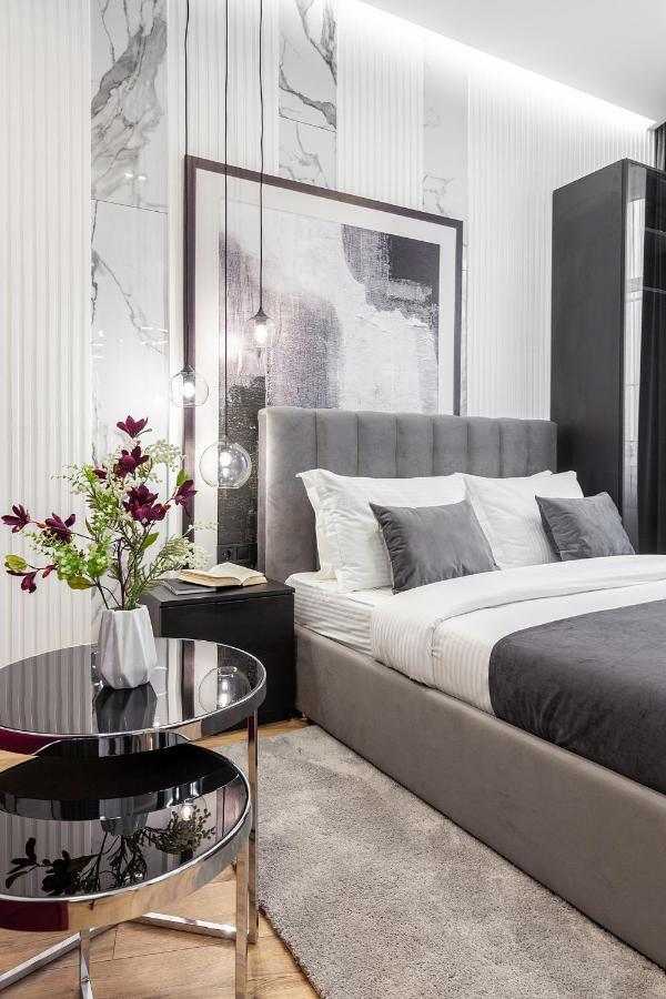 Lovely Apartment On Drahomanova Street Liov Exterior foto