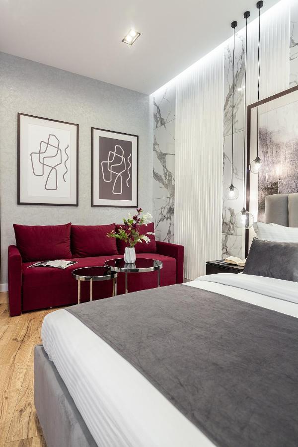 Lovely Apartment On Drahomanova Street Liov Exterior foto