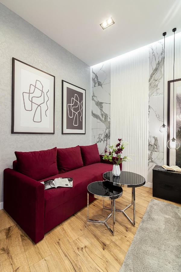 Lovely Apartment On Drahomanova Street Liov Exterior foto